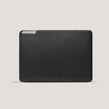 CARBON BLACK