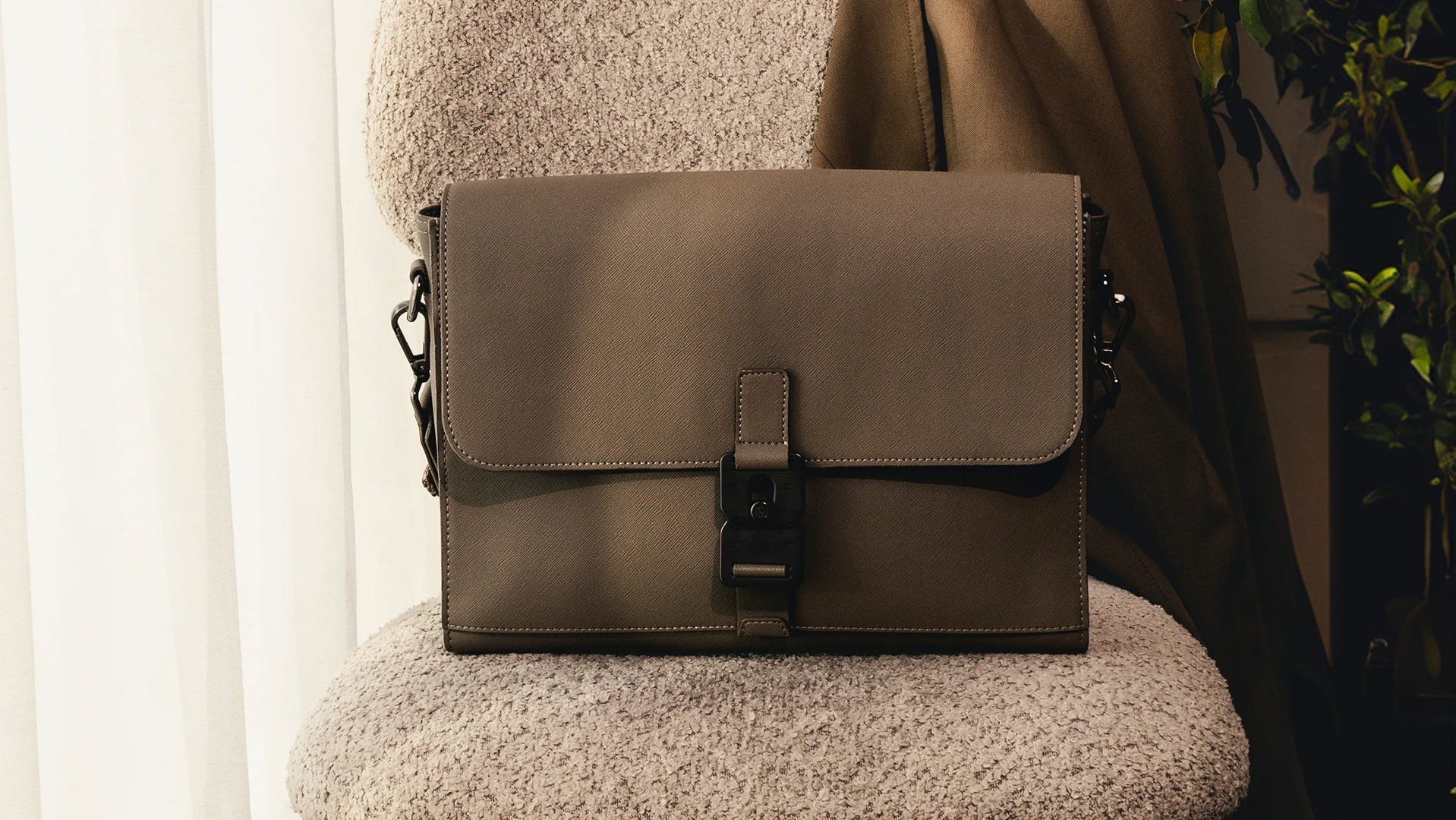 FRAME MESSENGER